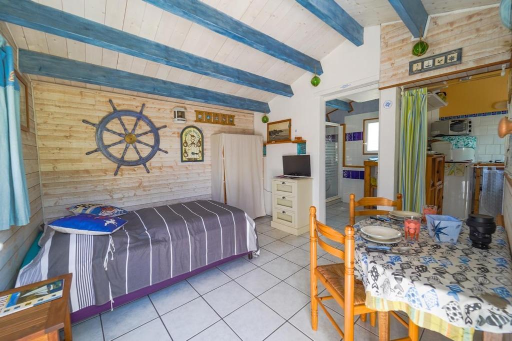 L'ILE D'YEU, vos prochaines vacances - Vélos et wifi gratuits Port-Joinville Exterior foto